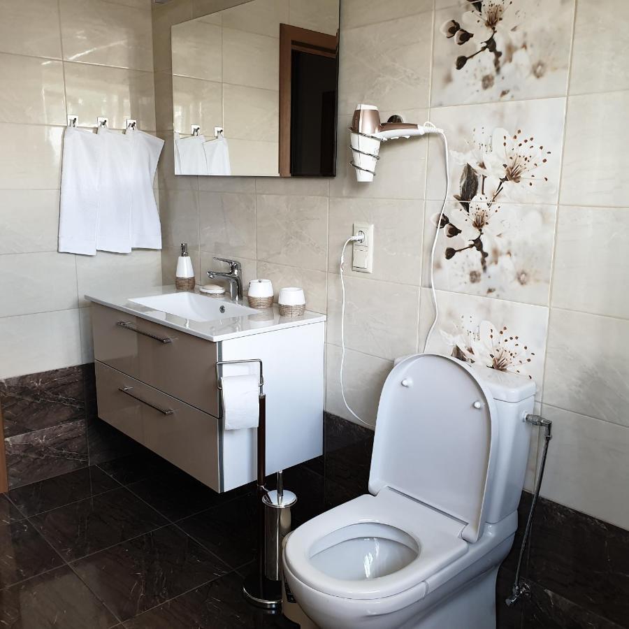 Apartamenti Danna Ledmane Dış mekan fotoğraf